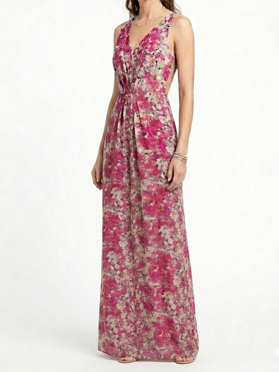 Forever 21 Dresses & Skirts - Forever 21 Pink and White Floral V-Neck Maxi Dress